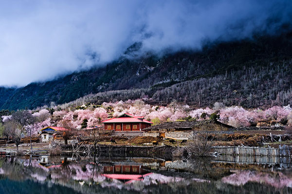 <strong>川藏南線自駕9日經(jīng)典之旅</strong>